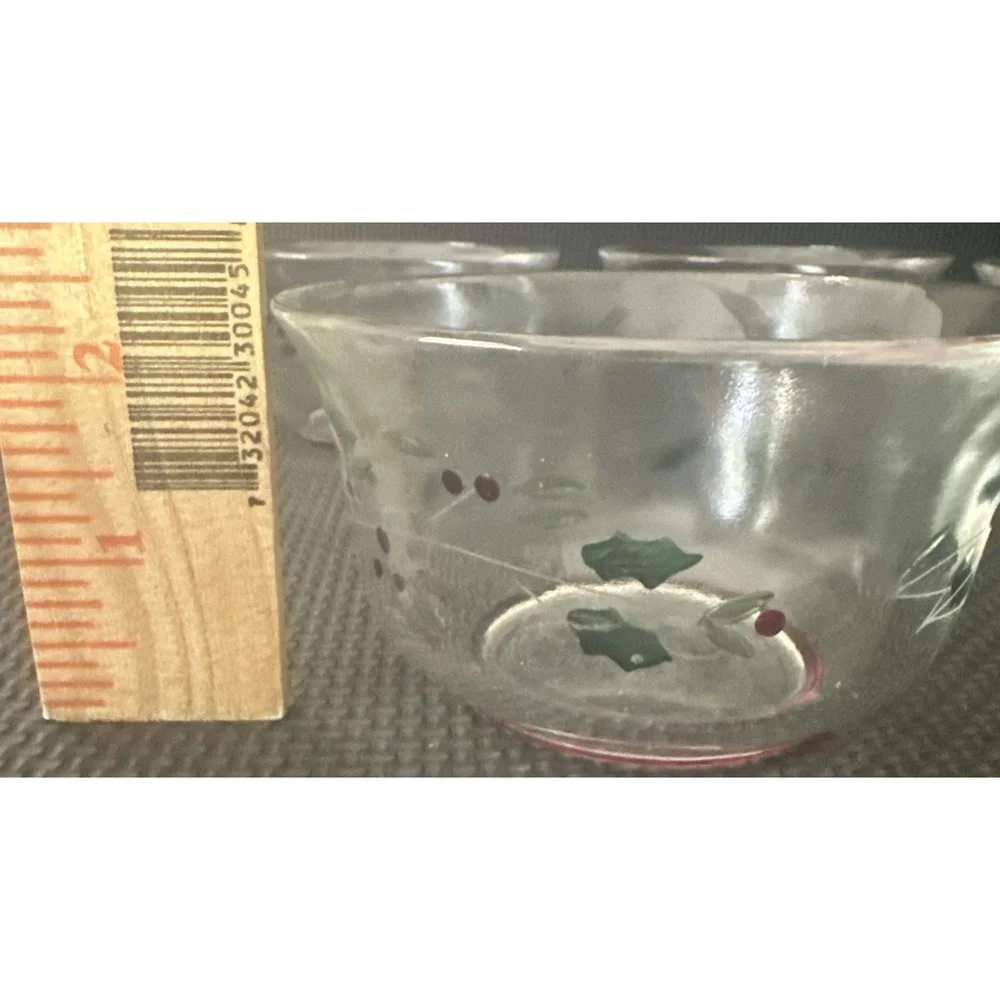 Pfaltzgraff Winterberry Glass Dessert Cups Bowls Set of 4 Christmas